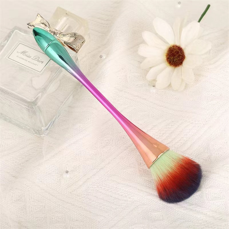 Powder Blush Brush Professional Makeup Brush Large Makeup Tool (Colored Hair)